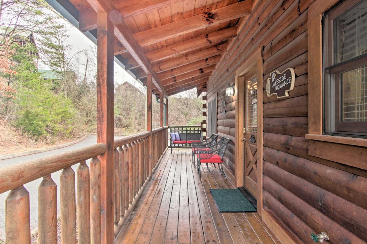 Cabin With Hot Tub About 2 Mi To Island In Pigeon Forge! Exteriör bild